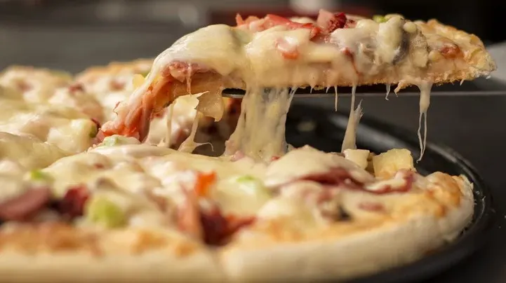 Best   Pizza Restaurant in Edmonton, AB